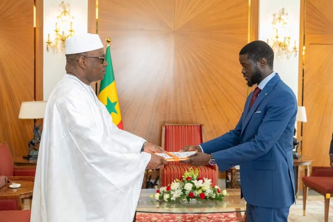 Sénégal : Bassirou Diomaye reçoit le nouvel ambassadeur de la Côte d’Ivoire Mamadou Haïdara