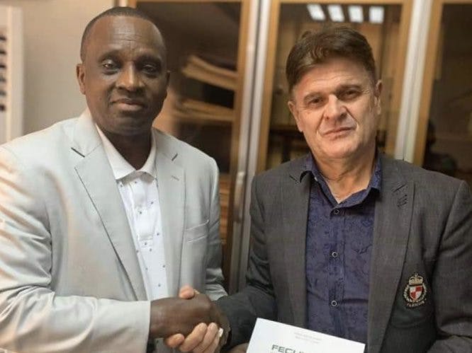 Football : Didier Six engagé avec le Syli National de Guinée pour trois ans