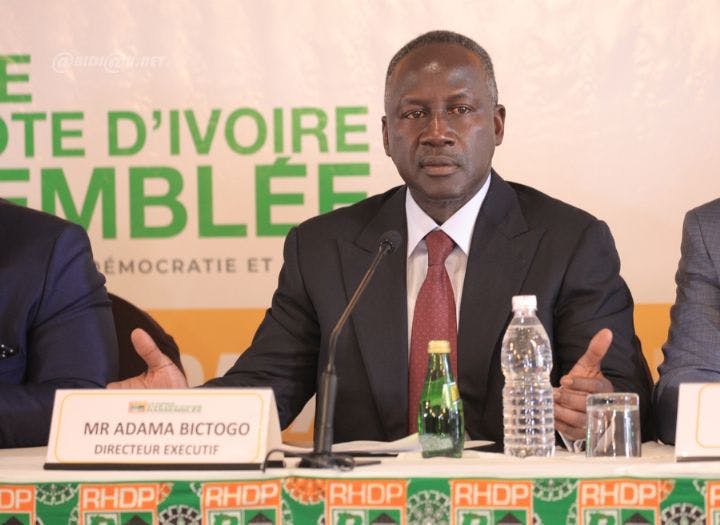 Passeport épiphénomène : le Rhdp considère comme méprisants des propos de Habiba Touré (Côte d’Ivoire)