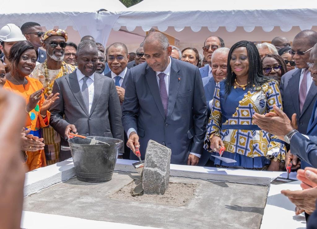 Pose de la première pierre du Chu d’Abobo : Patrick Achi annonce «le plus grand hôpital de Côte d’Ivoire»