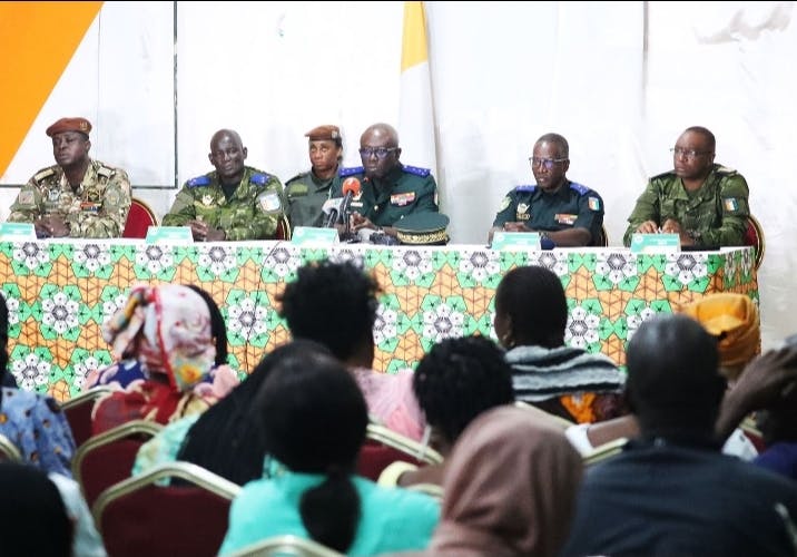 49 militaires ivoiriens détenus au Mali : « aucune alerte, ni mauvaise nouvelle », général Lassina Doumbia