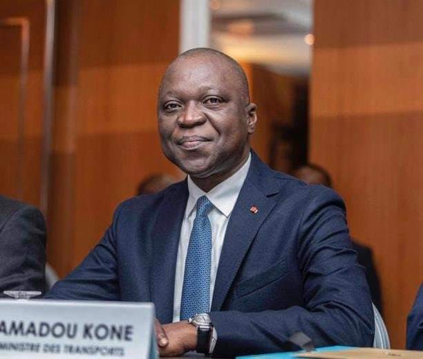 Grève dans le secteur des Transports : Comment Amadou Koné a convaincu Dockers, contrôleurs aériens, impactés du métro, chauffeurs ect (Côte d’Ivoire)