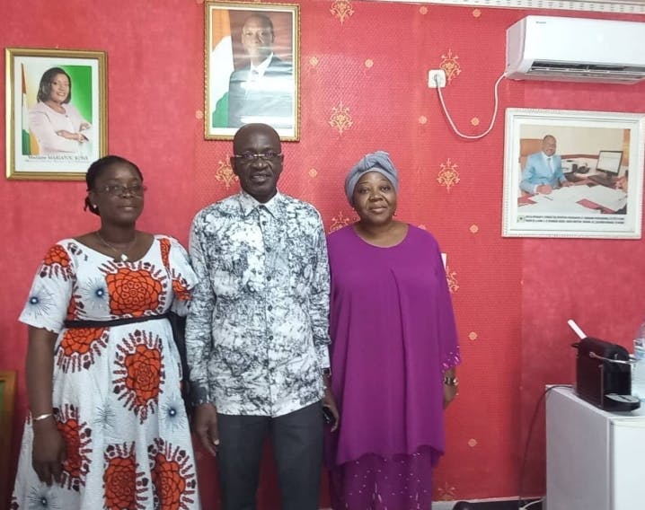 Bouaké :  Amadou Koné offre des  latrines  et équipements mobiliers à l’école IRDO<strong> </strong>