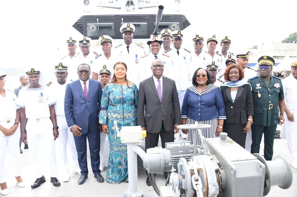 Côte d’Ivoire – Anne Ouloto : le patrouilleur “Espérance” vient “renforcer les capacités opérationnelles de notre marine nationale”