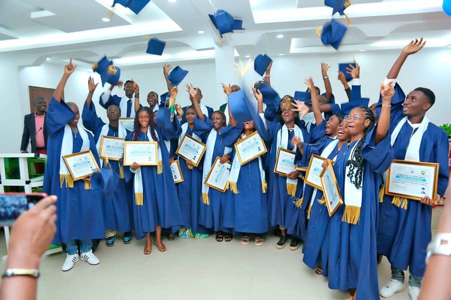 Côte d’Ivoire : Célébration de l’excellence : Le Collège Privé Vision Future récompense ses meilleurs élèves au BAC et au BEPC
