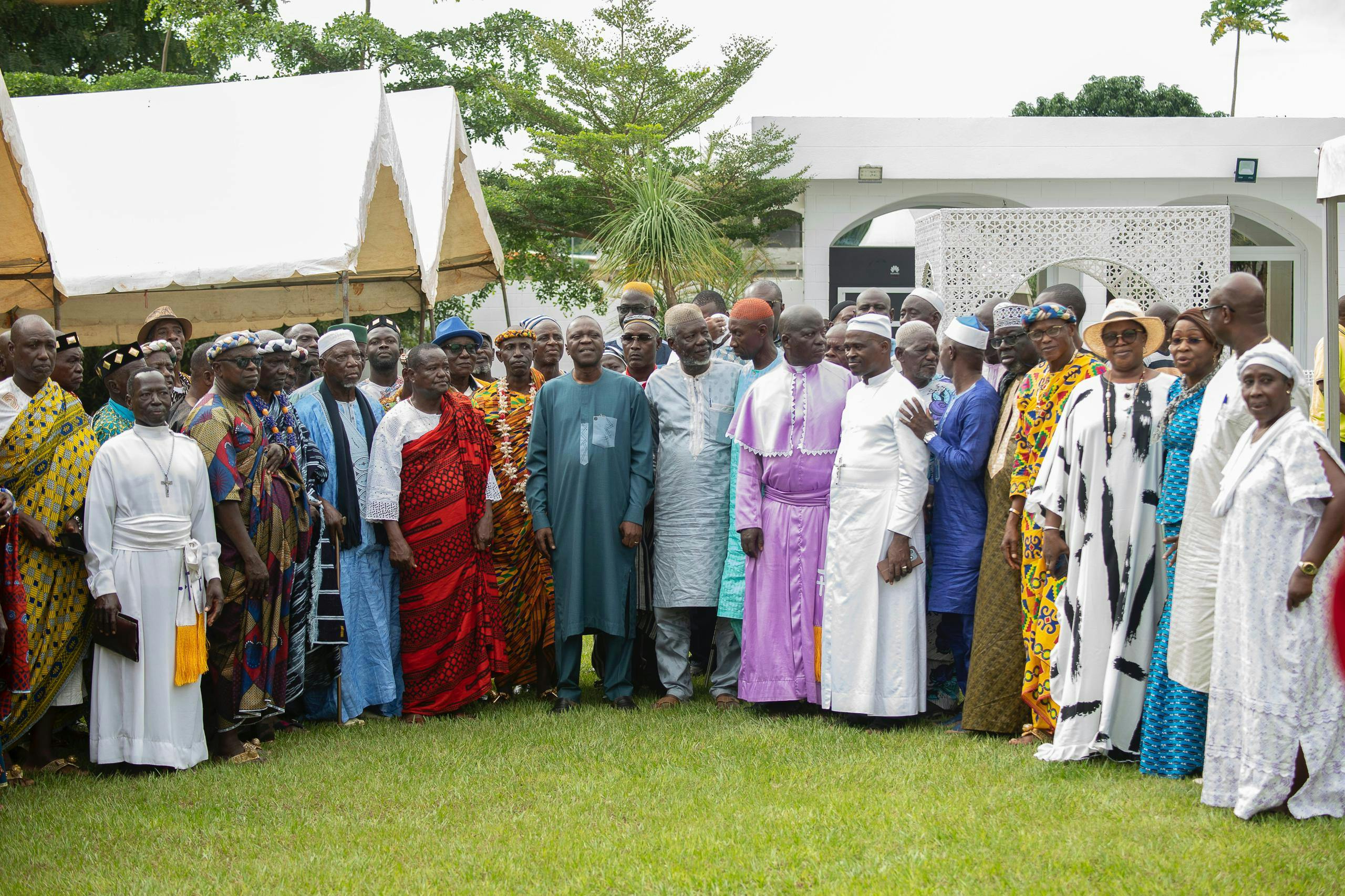 Élu président de l’UVICOCI : Amadou Koné reçoit les félicitations des chefs traditionnels et de communautés