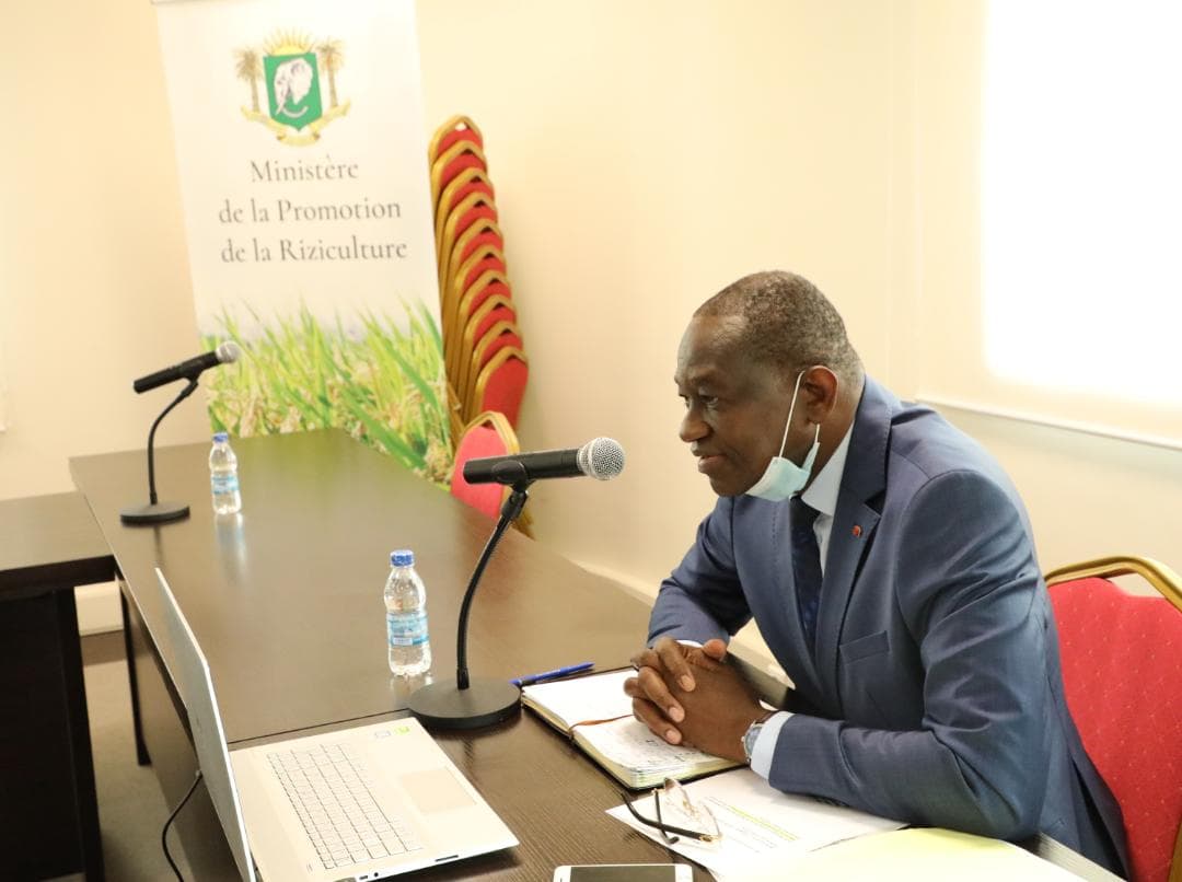 Riziculture- L’agence de développement de l’union africaine et le ministre Gaoussou Touré signent un financement de 140 millions $ us pour 7 entreprises actives dans la filière riz