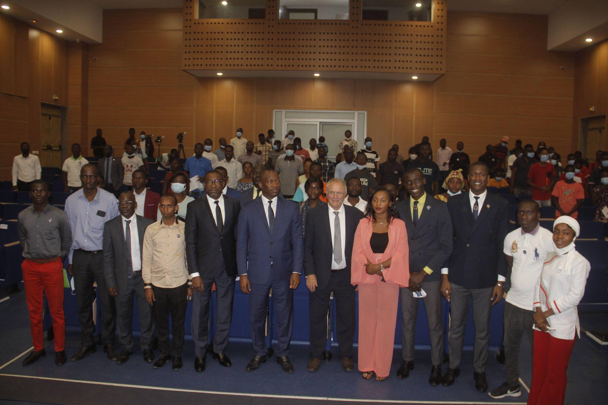 Cours inaugural à l’Institut de formation politique Amadou Gon Coulibaly : Ce que le ministre Mamadou Touré et Jacques Godfrain ont dit