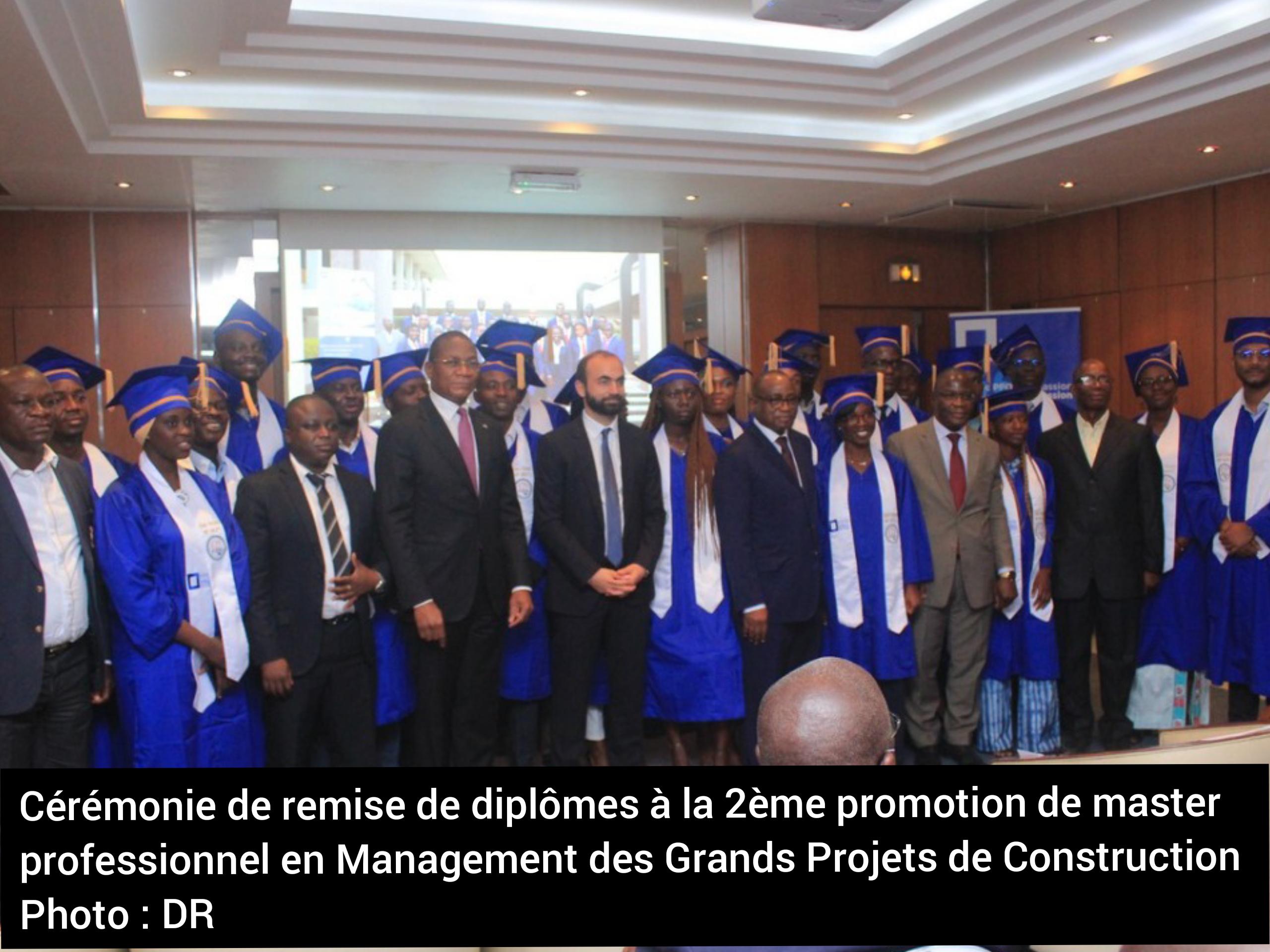 Pfo Africa – InpHB : 22 nouveaux diplômés en Master Professionnel de Management des Grands Projets de Construction reçoivent leurs parchemins