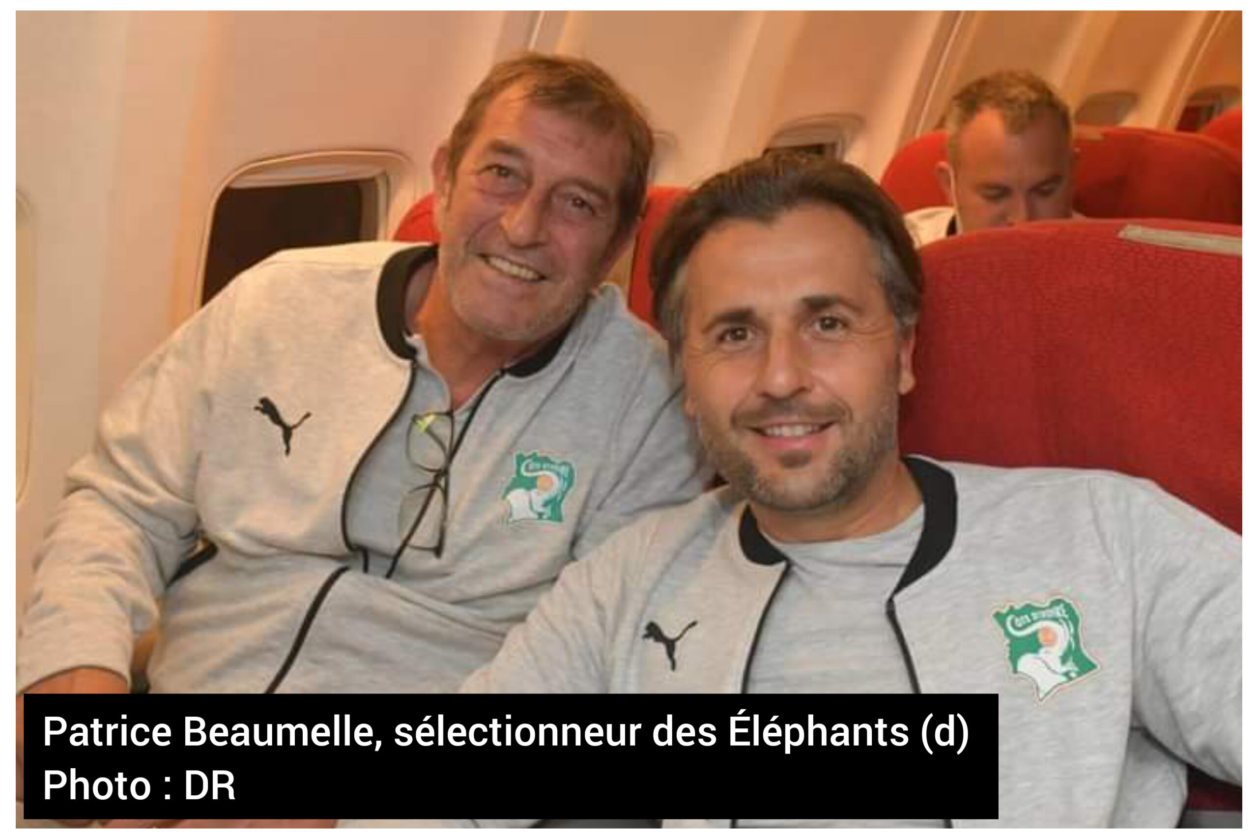 CAN 2021 au Cameroun – Patrice Beaumelle (Sélectionneur des Éléphants) à son arrivée à Douala avec 17 joueurs : ”Il nous faut bien finir de nous préparer et bien démarrer”