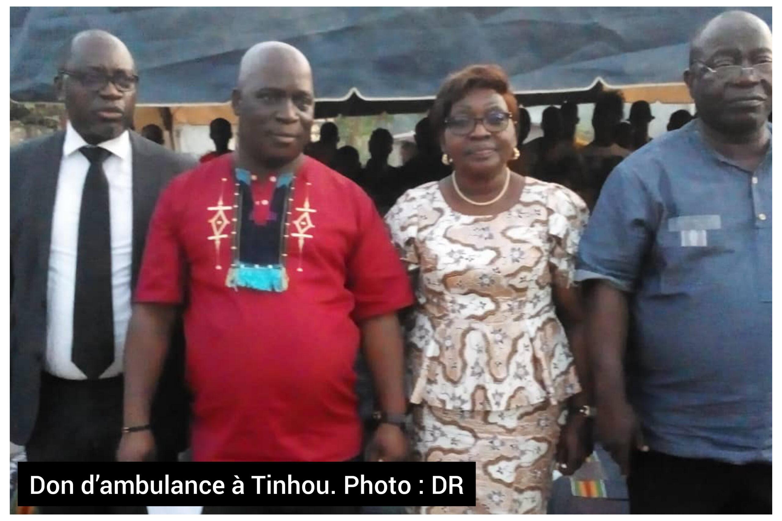 Don d’ambulance à Tinhou-Diehi Kehi Laurent , coordonnateur PPA-CI à Anne Ouloto : “La sous préfecture de Tinhou vous sera reconnaissante”