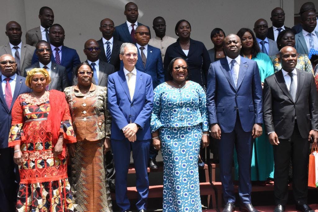 Côte d’Ivoire : 3000 cadres de la fonction publique bientôt formés en management des administrations publiques