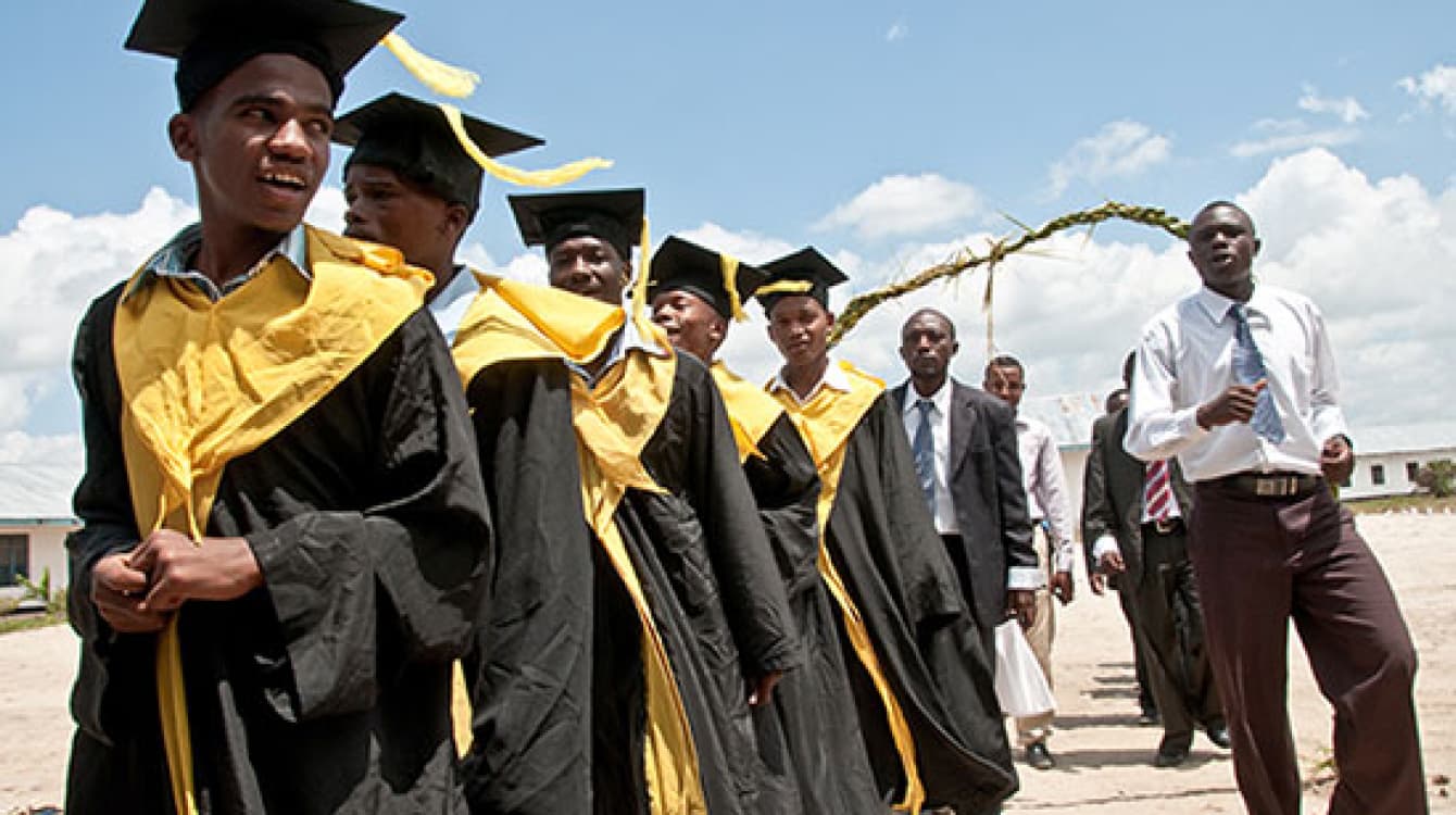 Chronique du lundi – Dans une Afrique qui évolue et se transforme, il est temps, pour l’occident, de s’intéresser aux jeunes generations et aux populations