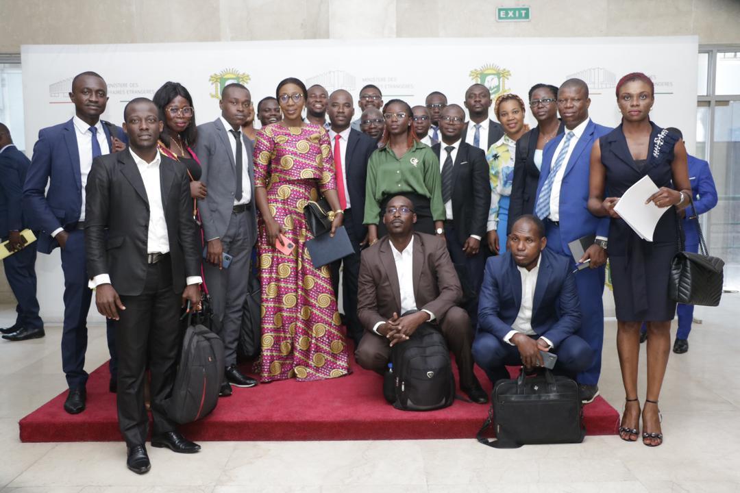 Cérémonie de restitution des travaux de programmation financière : Les auditeurs de la 23ème promotion du Gpe-Abidjan félicités par Dr Fofana Adon