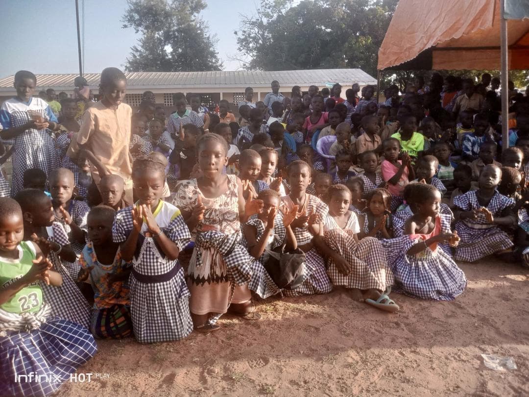 47 cantines scolaires ouvertes à M’bengué : un modèle inspirant à soutenir en Côte d’Ivoire