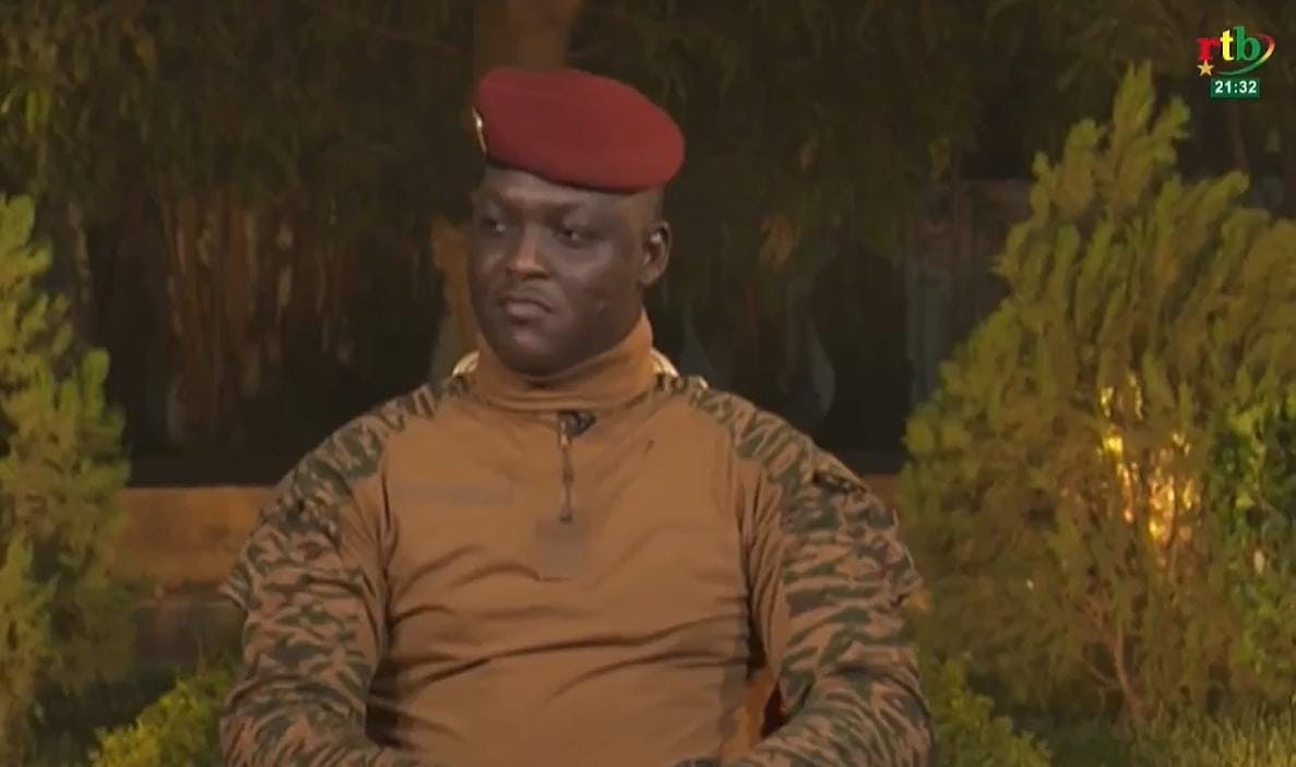 Capitaine Ibrahim Traoré cash, depuis Bobo-Dioulasso : « Il y’a un problème avec la Côte d’Ivoire. Les officiels ivoiriens ont parlé mal du Burkina Faso »